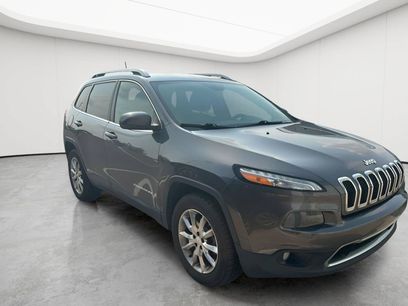 Used 2018 Jeep Cherokee Limited w/ Luxury Group