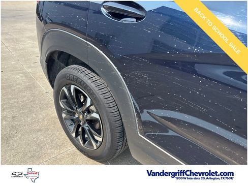 Used 2021 Chevrolet TrailBlazer LT w/ Convenience Package FWD image 6