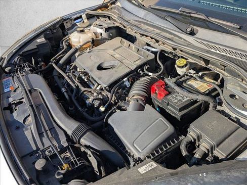 Used 2020 Ford Escape SE image 22