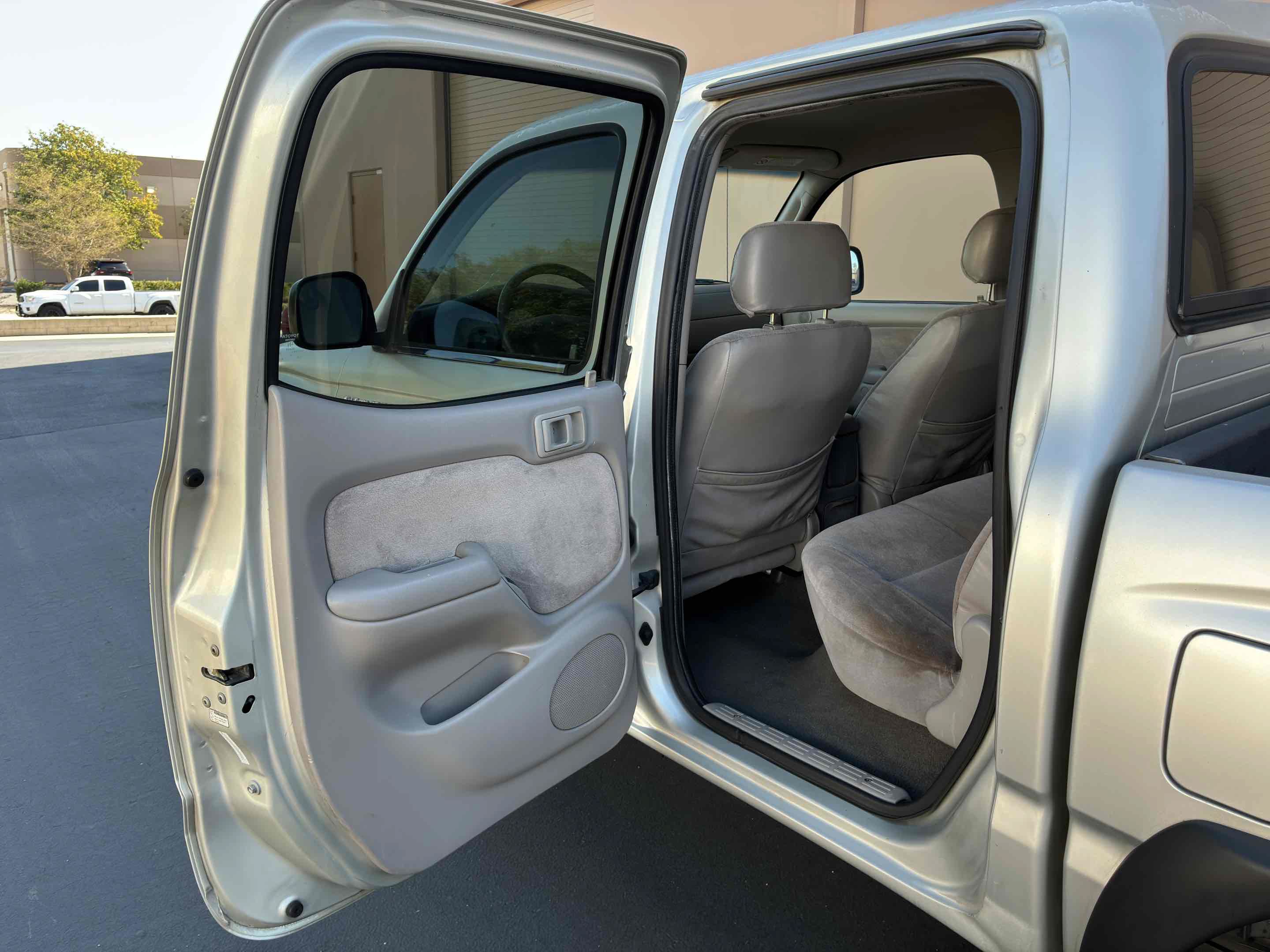 Used 2001 Toyota Tacoma PreRunner RWD image 46