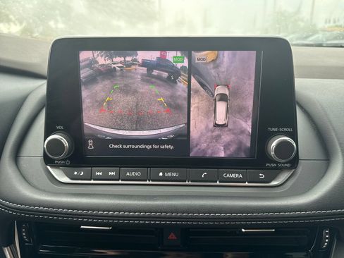 Certified 2021 Nissan Rogue SV w/ Premium Package FWD image 29