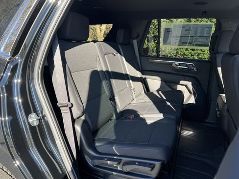 New 2026 Chevrolet Tahoe LS image 33