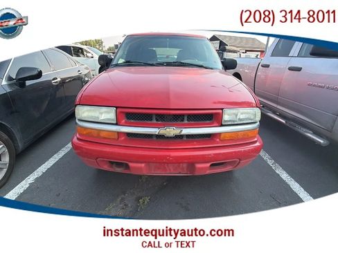 Used 2003 Chevrolet Blazer LS w/ Preferred Equipment Group AWD/4WD image 1