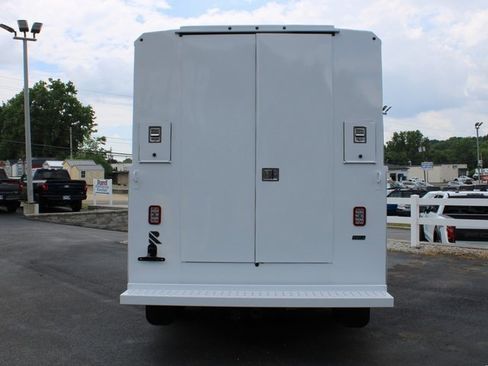 New 2026 Ford E-350 and Econoline 350 Super Duty w/ Power Equipment Group image 4