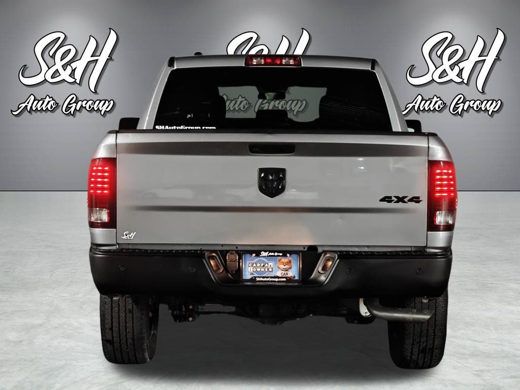 Used 2024 RAM 1500 Warlock AWD/4WD image 17
