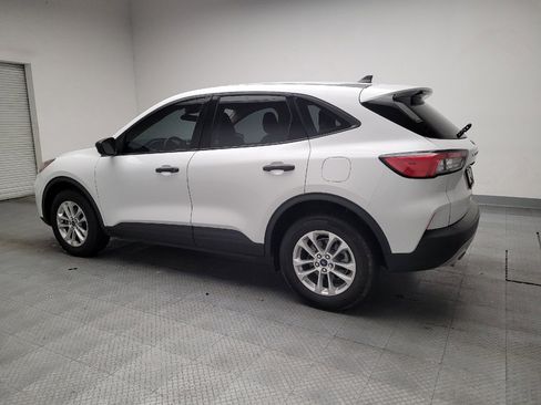 Used 2020 Ford Escape S image 3