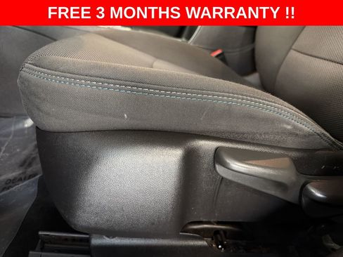 Used 2017 Chevrolet Cruze LT image 13