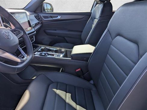 New 2026 Volkswagen Atlas Cross Sport SEL R-Line AWD/4WD image 24