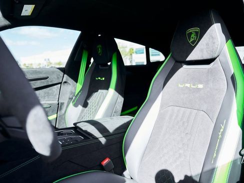 Used 2024 Lamborghini Urus Performante image 56