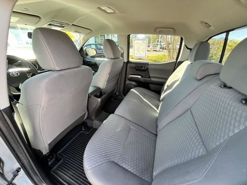 Used 2023 Toyota Tacoma SR5 image 18