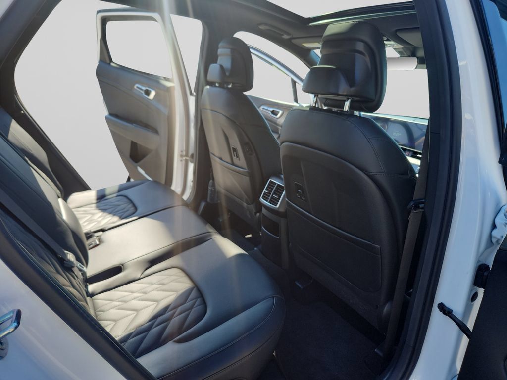 Certified 2024 Kia Sportage X-Line w/ X-Line Premium Package AWD/4WD image 18