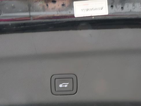 Used 2023 Chevrolet Tahoe High Country image 32