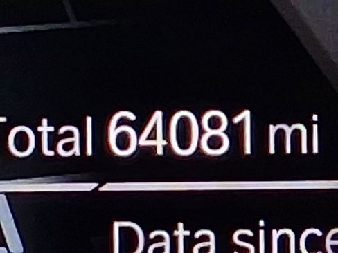 Used 2020 BMW 330i Sedan w/ Convenience Package image 20