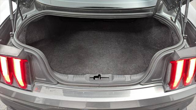 Used 2019 Ford Mustang GT RWD image 14