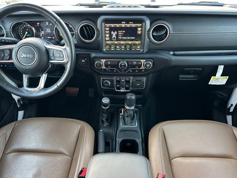 Used 2022 Jeep Wrangler Unlimited Sahara w/ Safety Group image 13