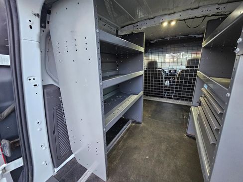 Used 2020 Ford Transit Connect XL image 7