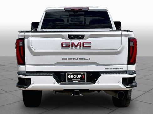 Used 2024 GMC Sierra 2500 Denali Ultimate AWD/4WD image 5