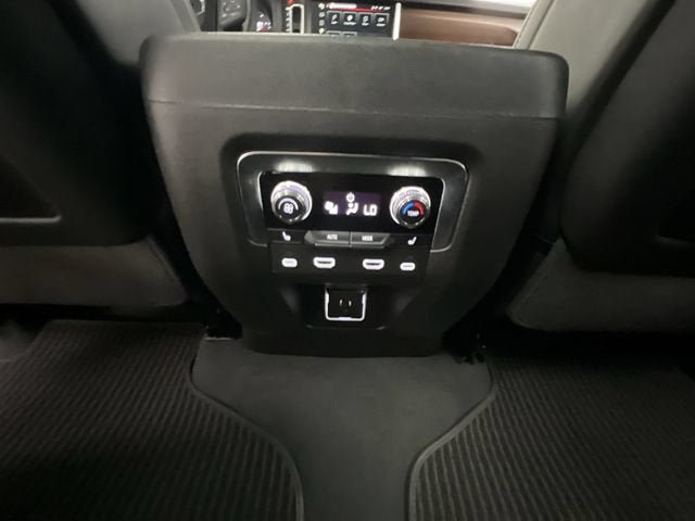 Certified 2024 GMC Yukon Denali Ultimate AWD/4WD image 22