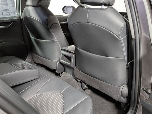 Used 2021 Toyota Camry SE w/ Convenience Package image 37