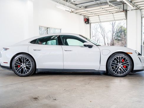 Used 2021 Porsche Taycan 4S image 5