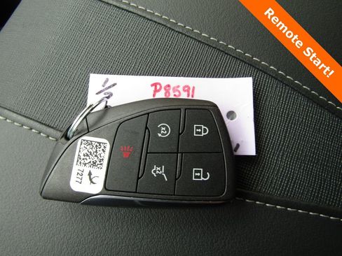 Used 2025 Buick Enclave Preferred image 24