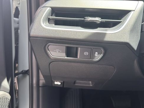 Used 2025 Kia K4 GT-Line w/ GT-Line Sunroof Package FWD image 30
