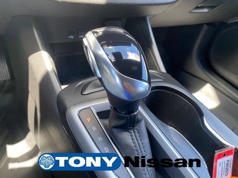 Used 2025 Buick Envista Preferred FWD image 17