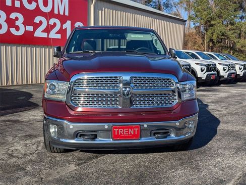 Used 2017 RAM 1500 Laramie w/ Convenience Group image 7
