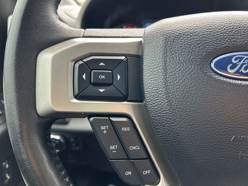 Used 2021 Ford F250 Lariat w/ FX4 Off-Road Package image 17