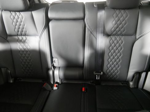 New 2025 Mitsubishi Outlander SEL Black Edition image 3