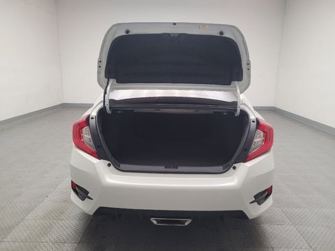 Used 2020 Honda Civic Sport image 29