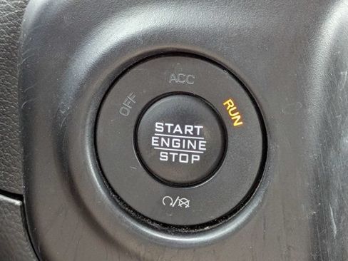 Used 2021 Jeep Wrangler Unlimited Rubicon AWD/4WD image 30