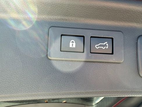 Used 2024 Subaru Forester Touring w/ POP Package 3 image 8