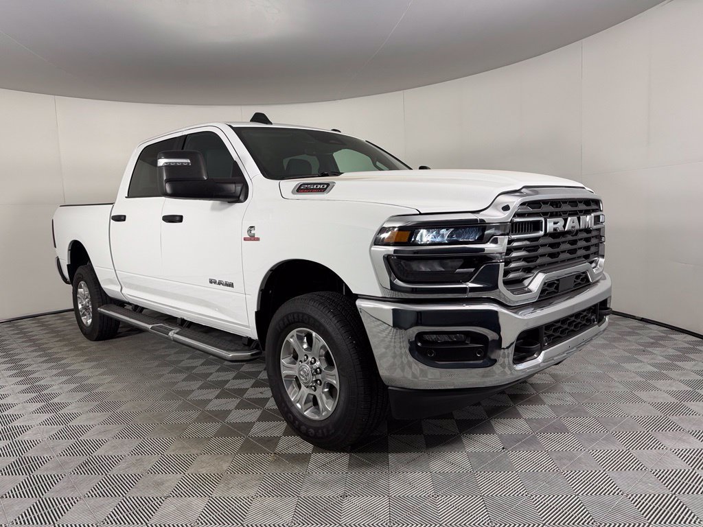 Certified 2026 RAM 2500 Big Horn AWD/4WD image 5
