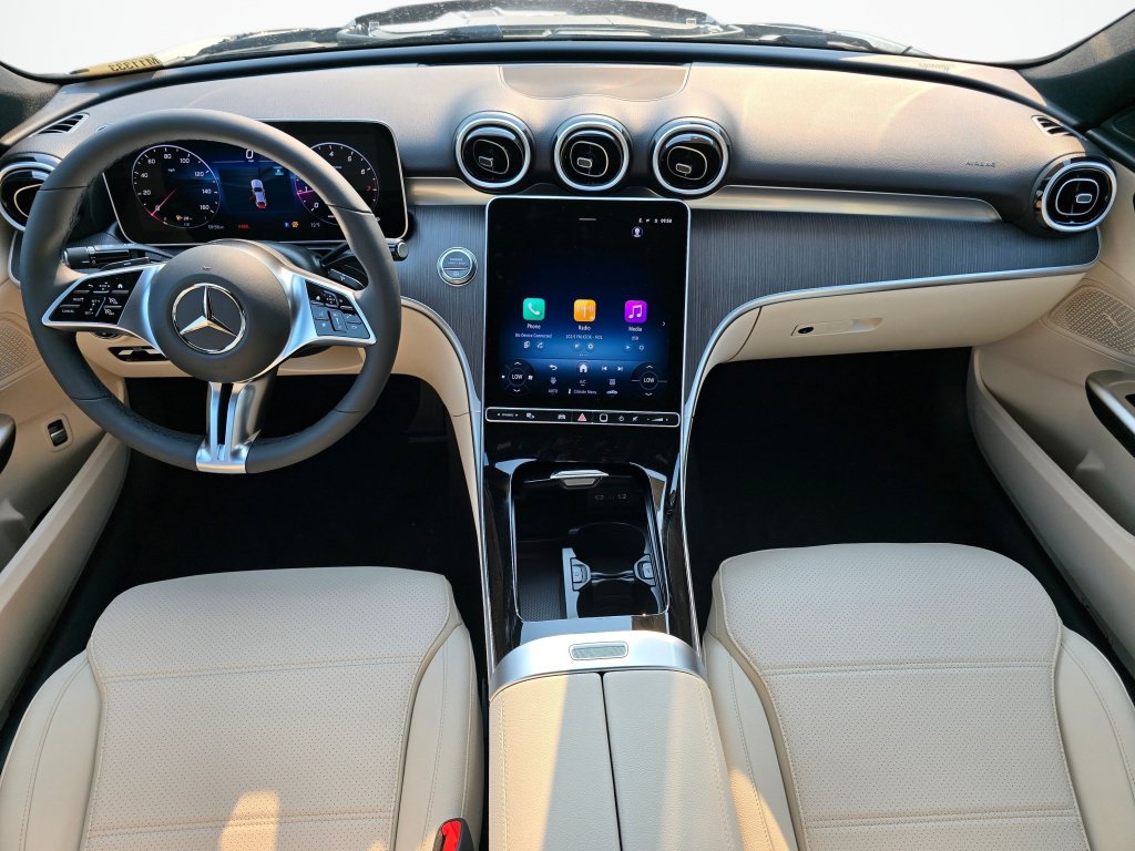 New 2026 Mercedes-Benz C 300 4MATIC Sedan image 16