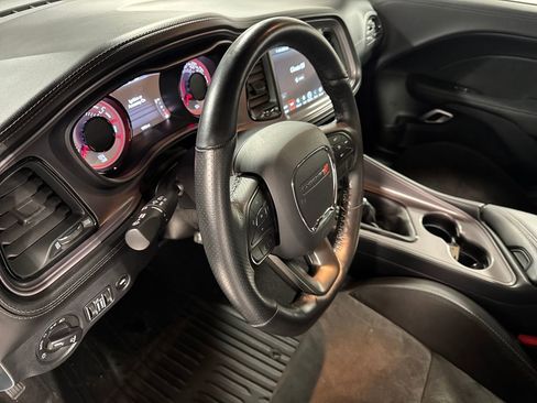 Used 2023 Dodge Challenger R/T w/ T/A Package image 23