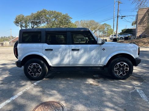 New 2026 Ford Bronco Outer Banks image 45