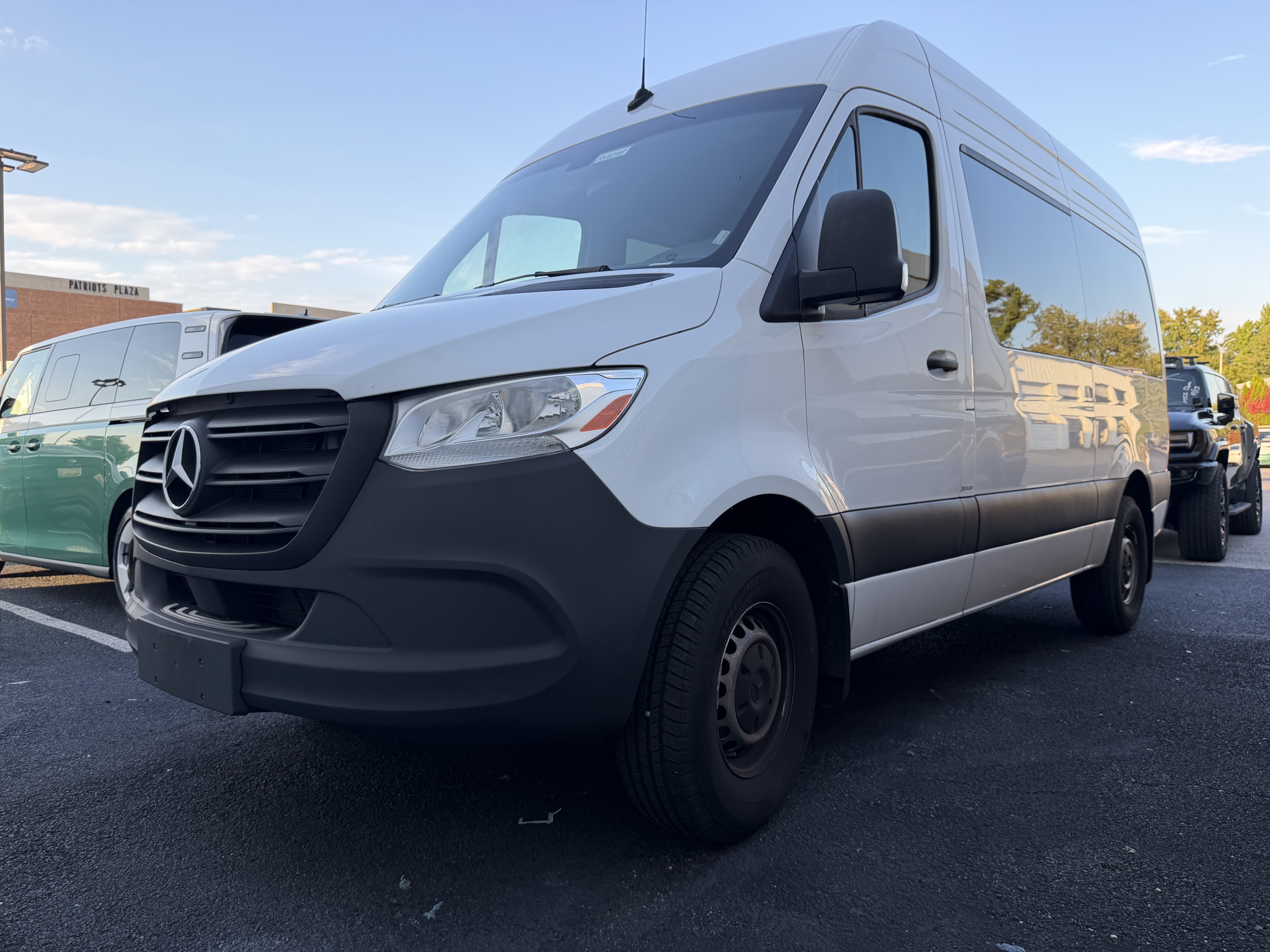 Used 2024 Mercedes-Benz Sprinter 2500 image 11