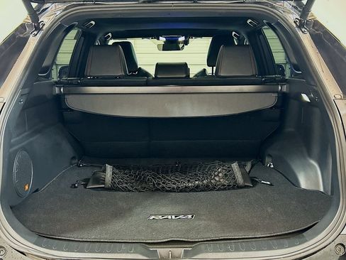 Used 2025 Toyota RAV4 XSE AWD/4WD image 25