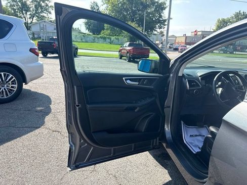 Used 2024 Ford Edge SEL AWD/4WD image 15