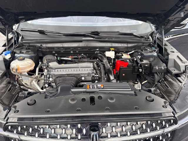 Certified 2024 Lincoln Nautilus Premier AWD/4WD image 24