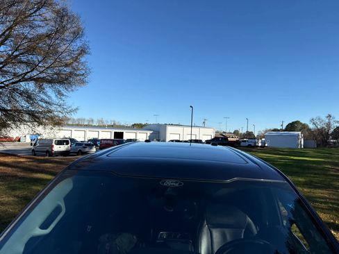 Used 2021 Ford F150 Lariat w/ Equipment Group 502A High image 25