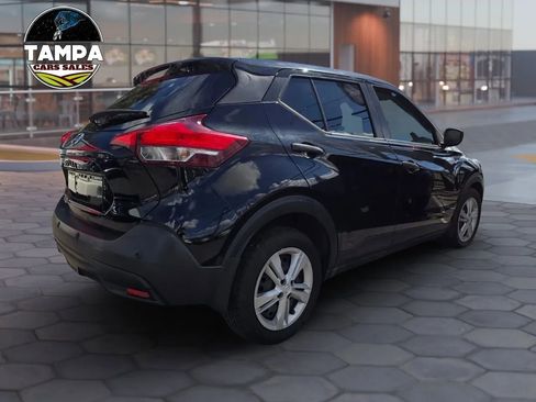Used 2020 Nissan Kicks S FWD image 5