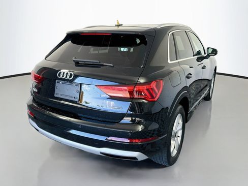 Used 2021 Audi Q3 2.0T Premium w/ Convenience Package AWD/4WD image 7
