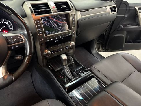 Used 2021 Lexus GX 460 Premium AWD/4WD image 24