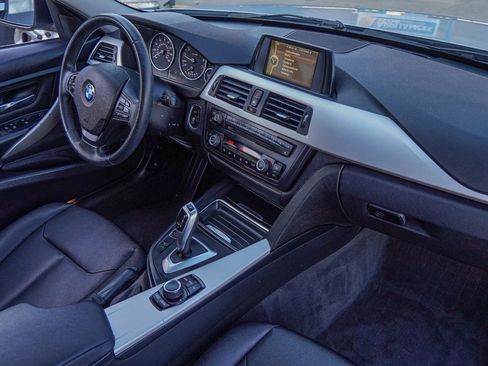 Used 2014 BMW 320i Sedan image 40