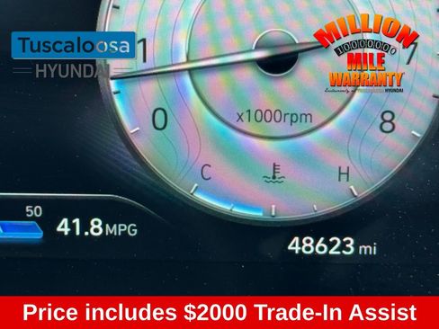 Used 2024 Hyundai Elantra Limited image 22