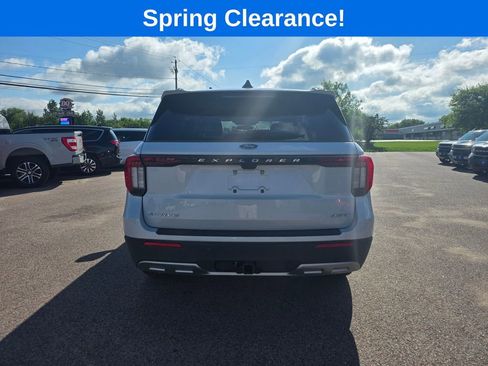 Used 2026 Ford Explorer Active w/ Active Comfort Package AWD/4WD image 6