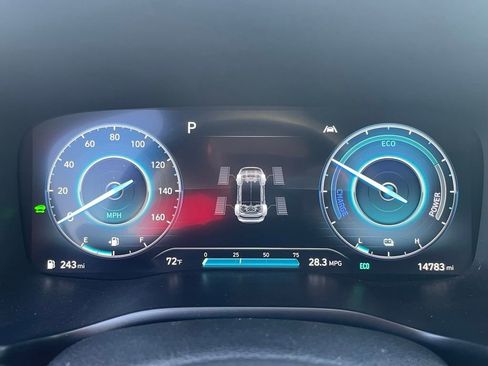 Used 2023 Hyundai Santa Fe Limited image 25