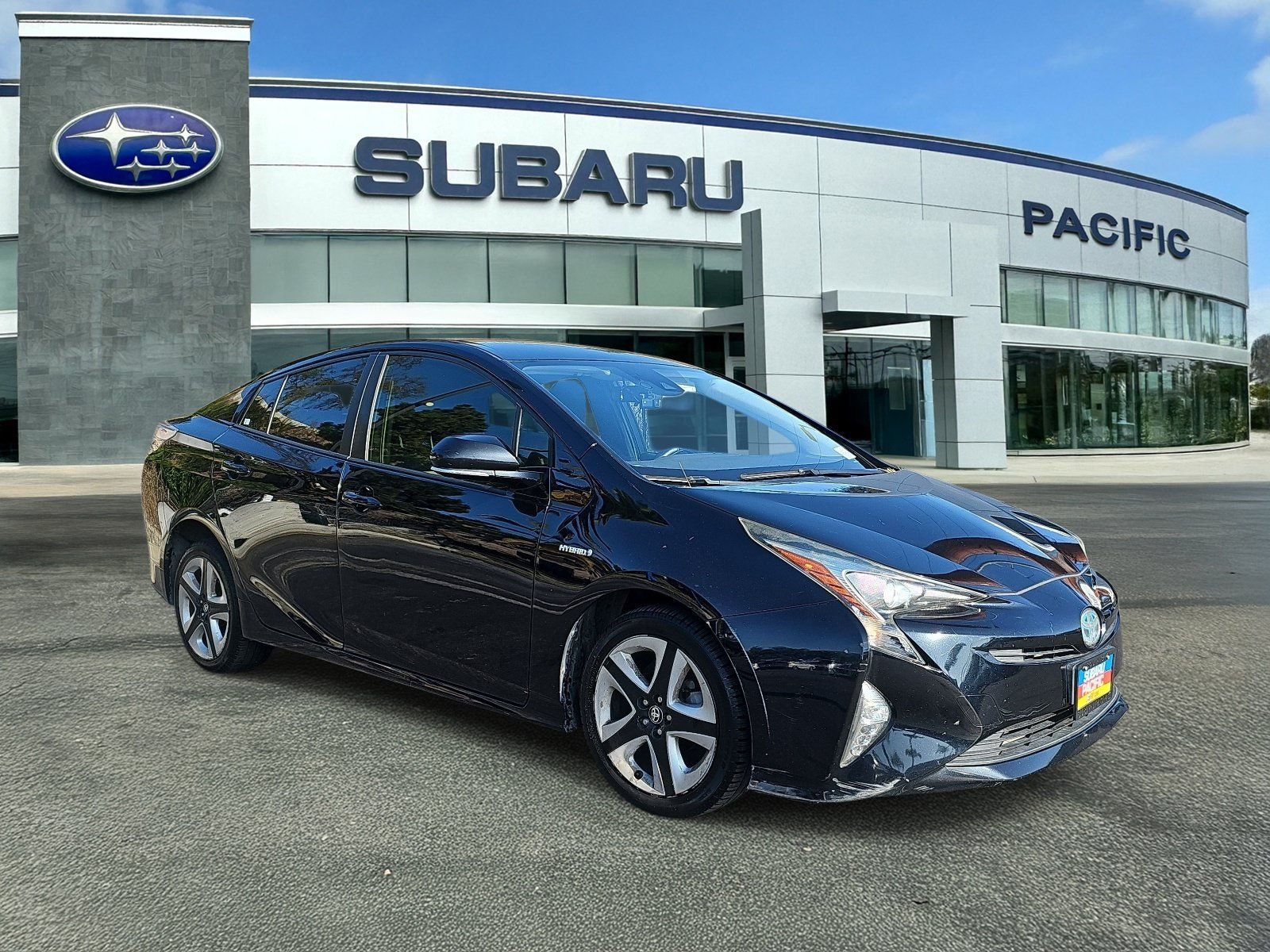 Used 2017 Toyota Prius Three Touring w/ Carpet Mat Package FWD image 1
